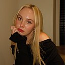 Милана, 22 года