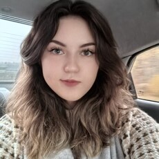 Фотография девушки Лиза, 19 лет из г. Солигорск