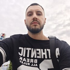 Фотография мужчины Valeriy, 33 года из г. Барнаул