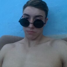 Фотография мужчины Максим, 19 лет из г. Хабаровск