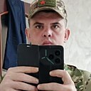 Михаил, 32 года