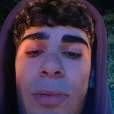 Фотография мужчины Алишан, 19 лет из г. Пятигорск