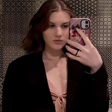 Фотография девушки Аня, 18 лет из г. Санкт-Петербург