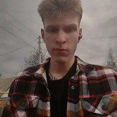 Фотография мужчины Данил, 19 лет из г. Шахты