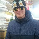 Макс, 33 года