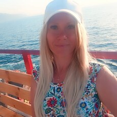 Фотография девушки Настя, 39 лет из г. Первоуральск