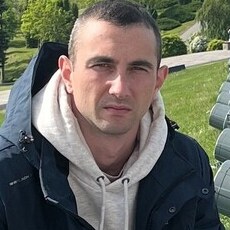 Фотография мужчины Артем, 30 лет из г. Королёв