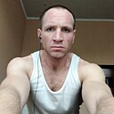 Коля Панфілов, 32 года