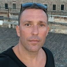 Юрий, 45 из г. Берлин.