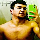 Зокир, 22 года