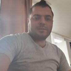 Сахйен П, 44 из г. Майнц.