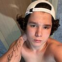 Карим, 18 лет