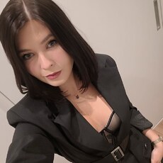 Фотография девушки Лена, 25 лет из г. Санкт-Петербург