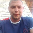 Ден, 33 года