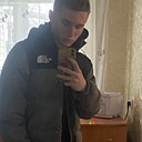 Максим, 19 лет