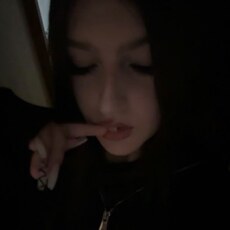 Фотография девушки Poli, 18 лет из г. Екатеринбург