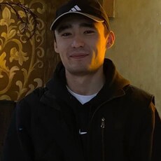 Фотография мужчины Амир, 22 года из г. Тюмень