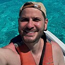 Артём, 44 года