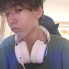 Фотография мужчины Карим, 19 лет из г. Красноярск