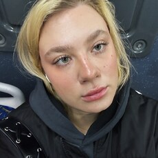 Фотография девушки Ангелина, 25 лет из г. Санкт-Петербург