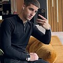 Максим, 22 года