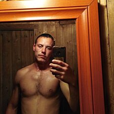 Фотография мужчины Владимир, 28 лет из г. Комсомольск-на-Амуре