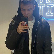 Фотография мужчины Юрий, 20 лет из г. Челябинск