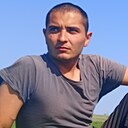 Гурам, 33 года