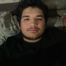 Фотография мужчины Рустамчик, 19 лет из г. Новомосковск