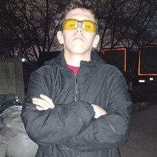 Фотография мужчины Леонид, 18 лет из г. Ташкент