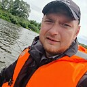 Илья, 33 года