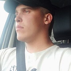 Фотография мужчины Артём, 25 лет из г. Красноярск