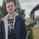 Денис, 24 года