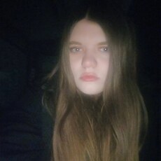 Фотография девушки Алёна, 20 лет из г. Гуково