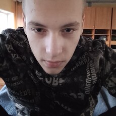 Фотография мужчины Артем, 20 лет из г. Уссурийск