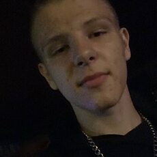 Фотография мужчины Саша, 18 лет из г. Отрадный