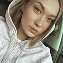 Тахмина, 24 года