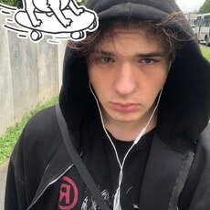 Фотография мужчины Кирилл, 18 лет из г. Саратов