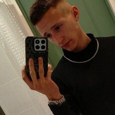 Фотография мужчины Максим, 18 лет из г. Санкт-Петербург