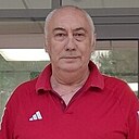 Михаил, 69 лет