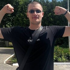 Фотография мужчины Кирилл, 19 лет из г. Омск