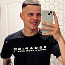 Масик, 22 года