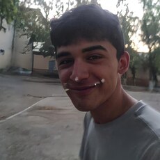 Фотография мужчины Саман, 18 лет из г. Тюмень