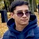 Назарбек, 21 год