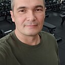 Холост Один, 44 года