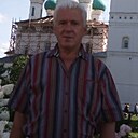 Лев Николаевич, 67 лет