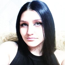 Фотография девушки Виктория, 18 лет из г. Новомосковск