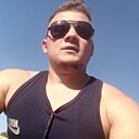 Виктор, 33 года