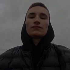 Фотография мужчины Денис, 19 лет из г. Столин