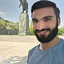 Artak, 24 года